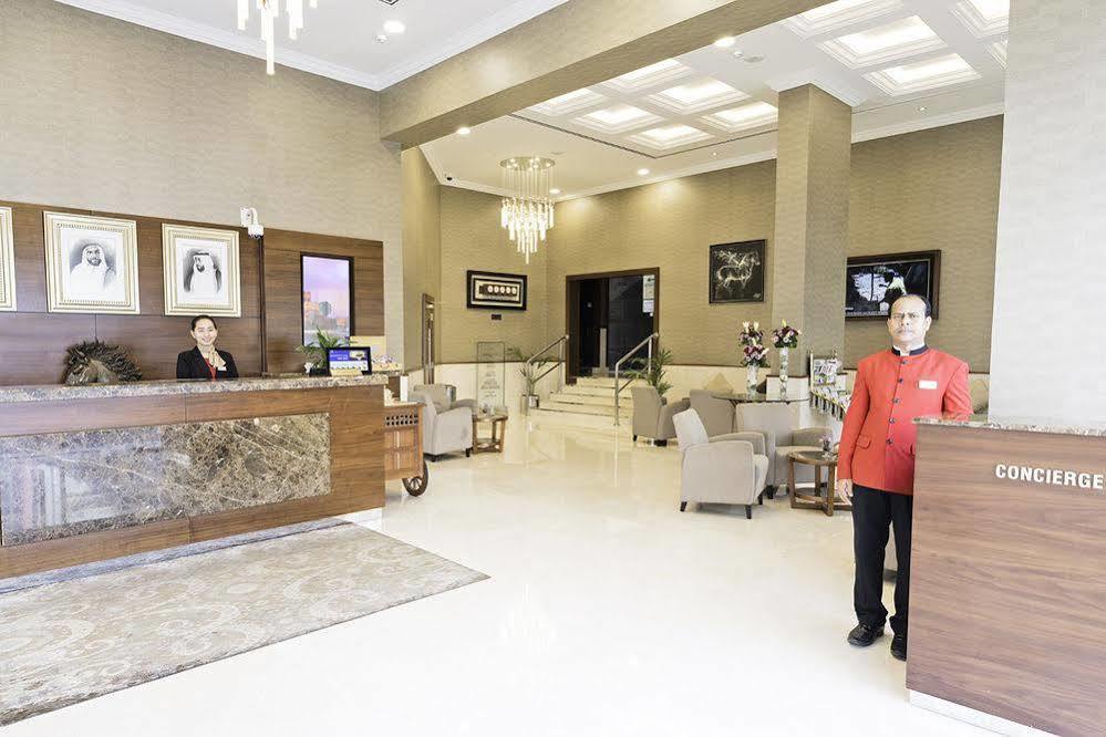 Emirates Plaza Hotel Abu Dabi Exterior foto